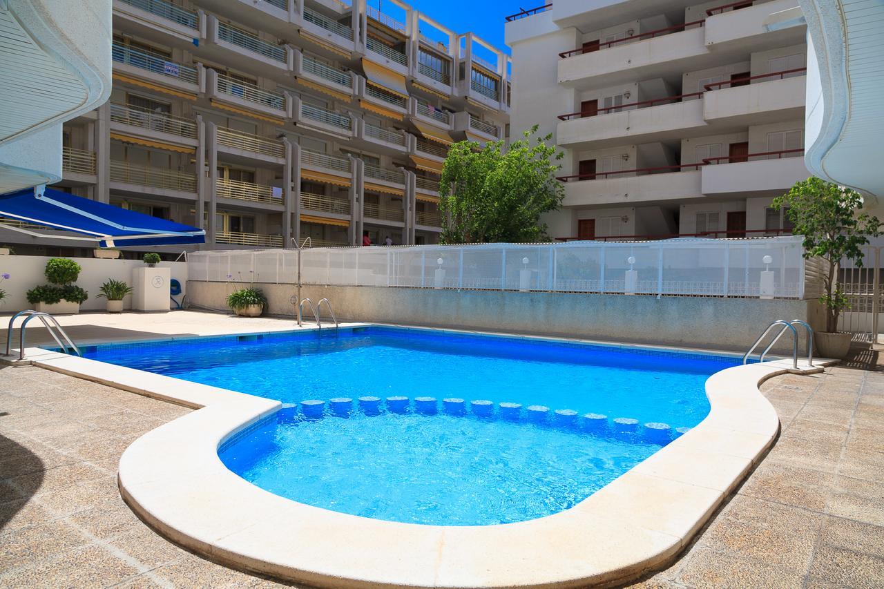 Uhc Apartamento Ruisenores Салоу Екстериор снимка